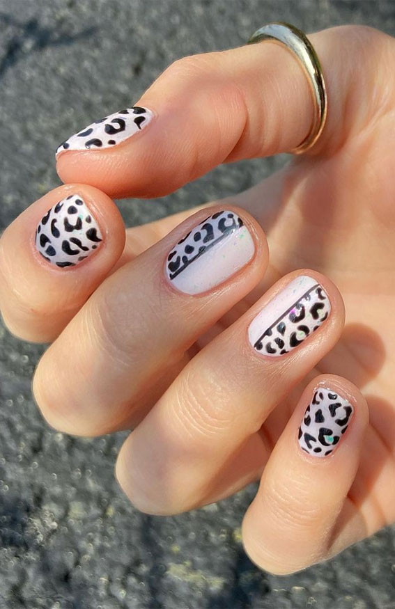 Animal Print Short Nails
