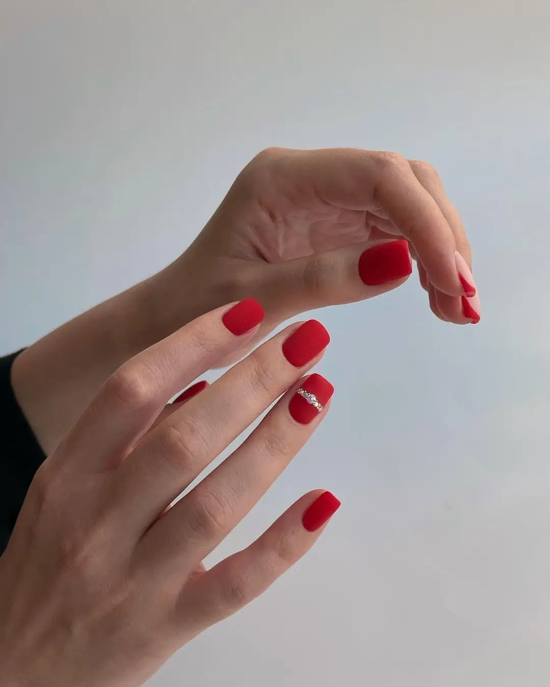 Classic Red Short Nails