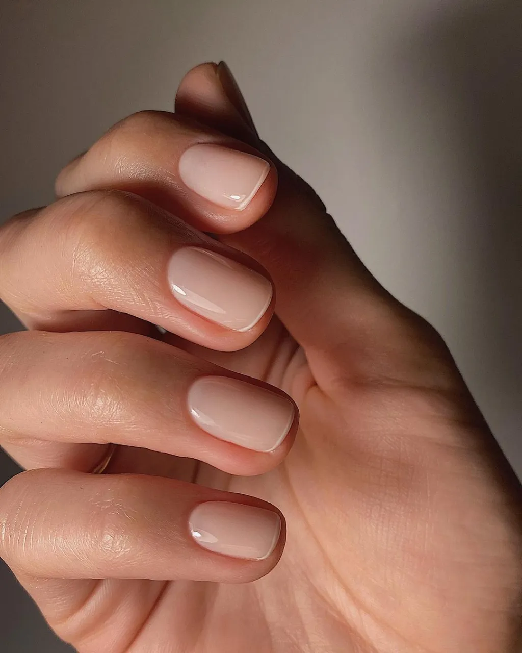 Glossy Nude Short Nails
