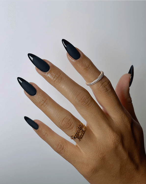 Glossy tips on velvet matte nails