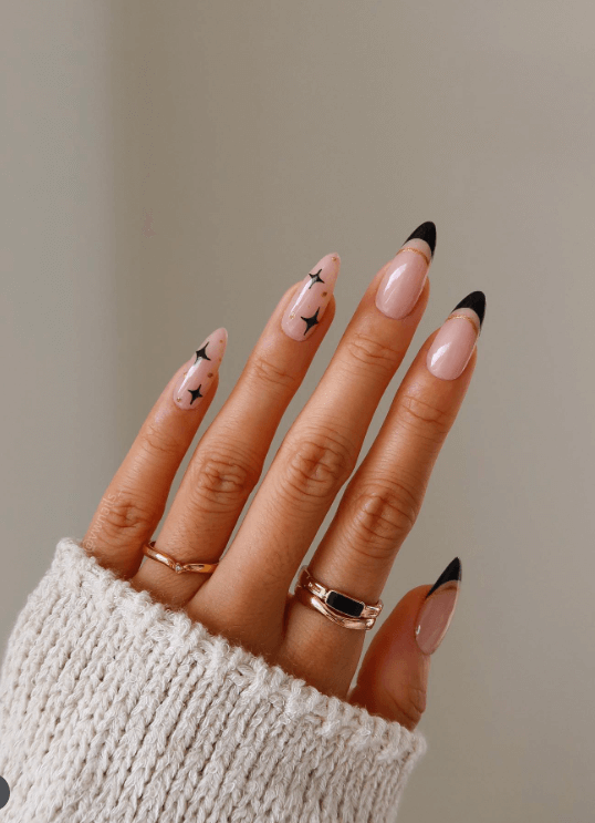 New Year’s Eve Black Nails
