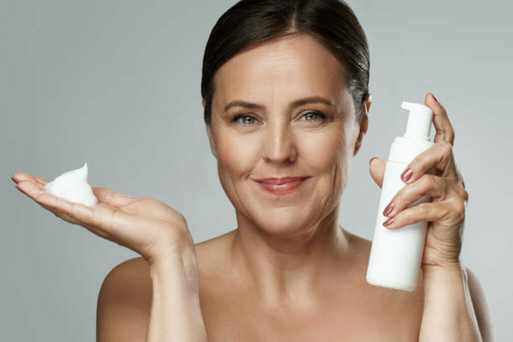 Gentle cream cleanser for mature skin over 50