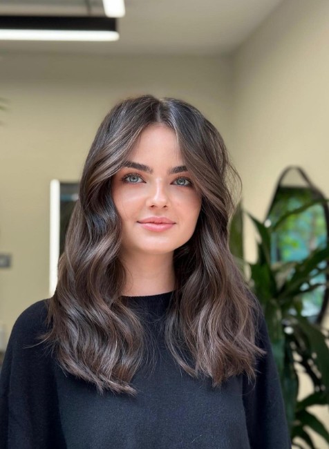 Subtle Curtain Bangs with Minimal Layering