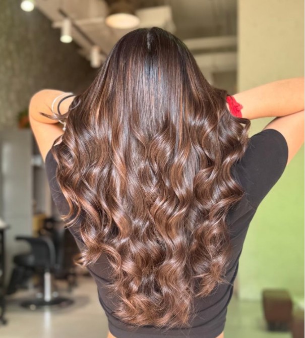 Wavy Brunette Balayage